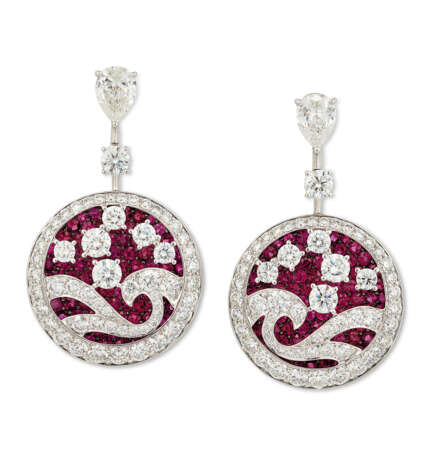 Graff. NO RESERVE - GOLD, RUBY AND DIAMOND EARRINGS, GRAFF - photo 1