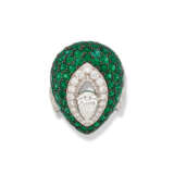 Graff. NO RESERVE - GOLD, DIAMOND AND EMERALD RING, GRAFF - фото 2