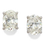 DIAMOND EARRINGS - photo 1