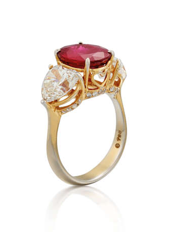 RUBY AND DIAMOND RING - фото 3