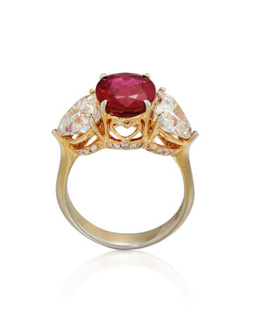 RUBY AND DIAMOND RING - фото 4