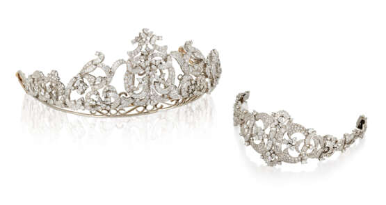 DIAMOND TIARA AND BRACELET SET - photo 1