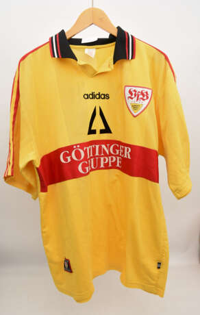 MATCHWORN VFB TRIKOT YAKIN Nr. 6, GöttingerGruppe Adidas, Original Spielertrikot, 1996/97 - photo 1