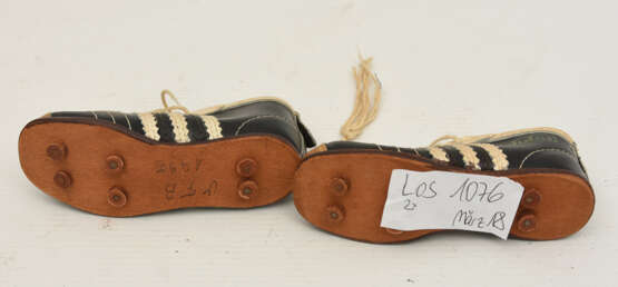 VFB MODELL- SCHUHE 1950, Adidas, Leder/Holz, Deutschland 1950 - photo 3