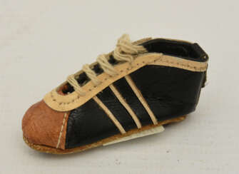 ADIDAS-MODELLSCHUH VFB, Leder/Holz, 1980er