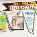 KONVOLUT FUSSBALL, verschiedene Objekte für Fußballfans, um 1980-2000 - Foto 1