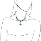 EMERALD AND DIAMOND NECKLACE, BRACELET, EARRING AND RING SUITE, MARCONI - фото 12