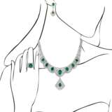 EMERALD AND DIAMOND NECKLACE, BRACELET, EARRING AND RING SUITE, MARCONI - Foto 16