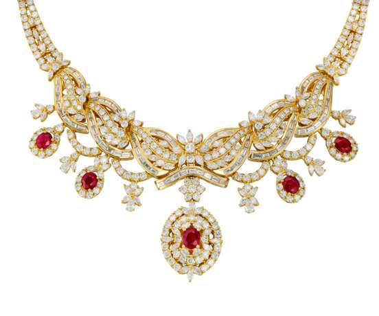 RUBY AND DIAMOND NECKLACE, BRACELET, EARRING AND RING SUITE WITH GÜBELIN REPORTS, MARCONI - photo 2