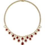 RUBY AND DIAMOND NECKLACE, BRACELET, EARRING AND RING SUITE, MARCONI - Foto 3