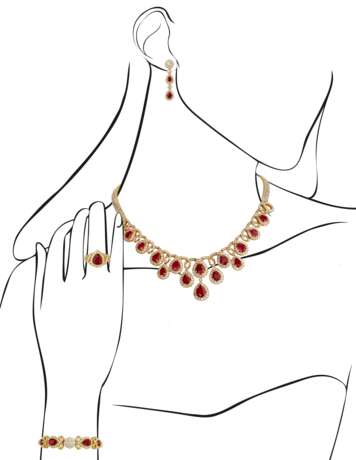 RUBY AND DIAMOND NECKLACE, BRACELET, EARRING AND RING SUITE, MARCONI - Foto 16