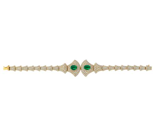 EMERALD AND DIAMOND NECKLACE, BRACELET, EARRING AND RING SUITE, MARCONI - фото 11