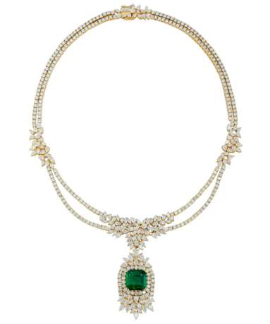 EMERALD AND DIAMOND NECKLACE, BRACELET, EARRING AND RING SUITE WITH GÜBELIN AND GIA REPORTS, MARCONI - Foto 3