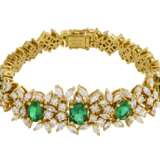 EMERALD AND DIAMOND NECKLACE, BRACELET, EARRING AND RING SUITE, MARCONI - photo 9