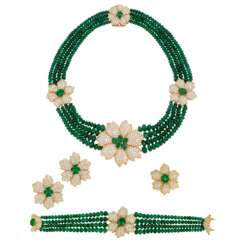 EMERALD AND DIAMOND NECKLACE, BRACELET, EARRING AND RING SUITE, MARCONI