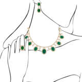 EMERALD AND DIAMOND NECKLACE, BRACELET, EARRING AND RING SUITE WITH GÜBELIN REPORT, MARCONI - Foto 16