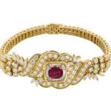 RUBY AND DIAMOND NECKLACE, BRACELET, EARRING AND RING SUITE WITH GÜBELIN REPORTS, MARCONI - Foto 9
