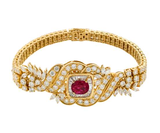 RUBY AND DIAMOND NECKLACE, BRACELET, EARRING AND RING SUITE WITH GÜBELIN REPORTS, MARCONI - фото 9