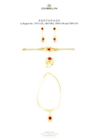 RUBY AND DIAMOND NECKLACE, BRACELET, EARRING AND RING SUITE WITH GÜBELIN REPORTS, MARCONI - Foto 17