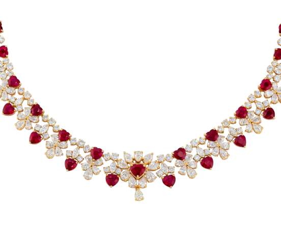 RUBY AND DIAMOND NECKLACE, BRACELET, EARRING AND RING SUITE, MARCONI - photo 2