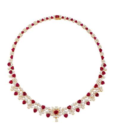 RUBY AND DIAMOND NECKLACE, BRACELET, EARRING AND RING SUITE, MARCONI - photo 3