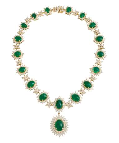 EMERALD AND DIAMOND NECKLACE, BRACELET, EARRING AND RING SUITE WITH GÜBELIN REPORT, MARCONI - photo 3