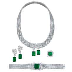 EMERALD AND DIAMOND NECKLACE, BRACELET, EARRING AND RING SUITE WITH GÜBELIN AND GIA REPORTS, MARCONI