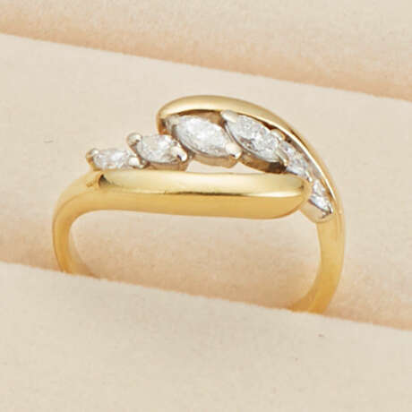 Ring mit Diamantnavetten - Foto 1