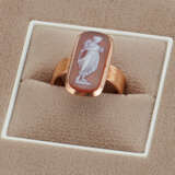 Ring mit Lagensteinkamee einer tanzenden Nymphe - photo 1