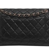 Chanel «Timeless Classic Double Flap Bag Medium» - фото 3
