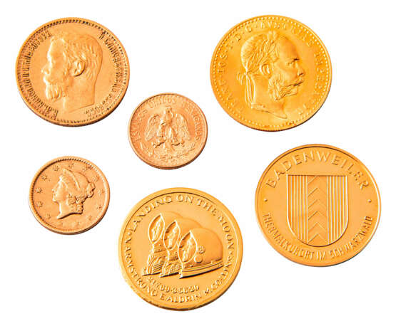 Sammlung von vier Goldmünzen und zwei Goldmedaillen - фото 1
