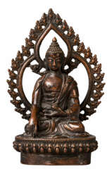 Buddha Shakyamuni im Feuerkranz