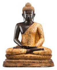 Großer Buddha Amitabha auf gestuftem Lotosthron