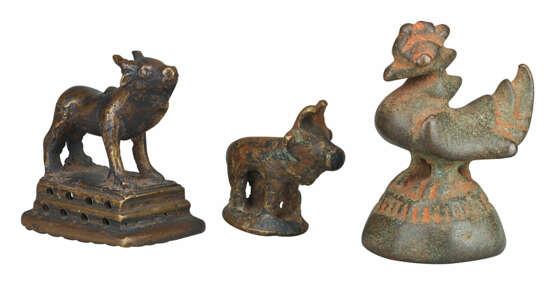 Sammlung von drei Opiumgewichten mit Tierfiguren - photo 1