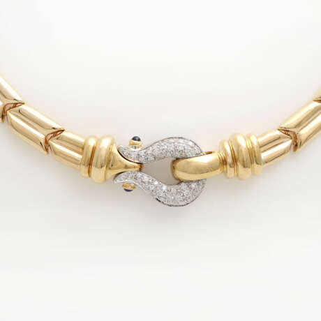 WEMPE Collier, im Mittelteil mit 43 Brillanten, - photo 2