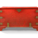 AN INDO-PORTUGUESE BRASS-MOUNTED AND RED-LACQUERED TEAK CHEST - photo 1