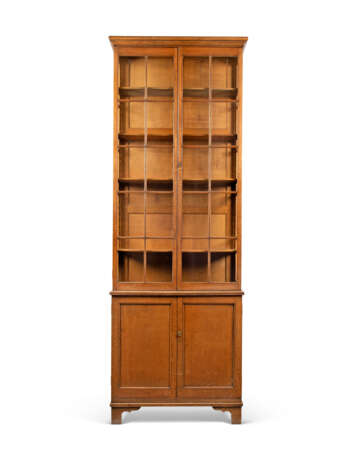 A SCOTTISH ARTS AND CRAFTS OAK LIBRARY BOOKCASE - photo 1