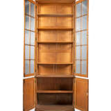 A SCOTTISH ARTS AND CRAFTS OAK LIBRARY BOOKCASE - фото 6