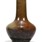 A LARGE CHINESE TURQUOISE-GLAZED BOTTLE VASE AND TWO FURTHER VASES - photo 2