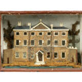 A VICTORIAN DECORATED CORK AND WOOD ARCHITECTURAL MODEL OF A COUNTRY HOUSE - Foto 1