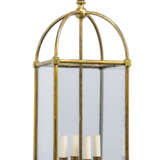 A CONTINENTAL BRASS HALL LANTERN - photo 1