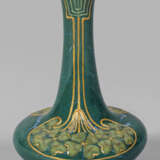 Jugendstil-Vase mit Kleeblättern - photo 1