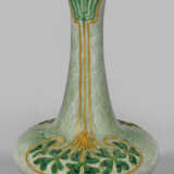 Jugendstil-Vase mit Kleeblattdekor - photo 1