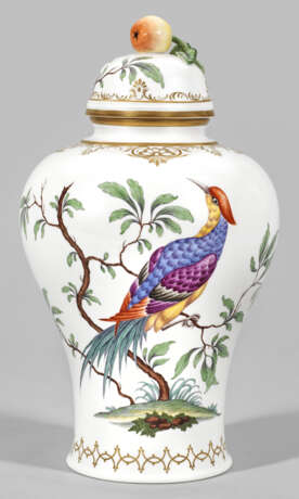 Deckelvase mit exotischem Vogeldekor - photo 1