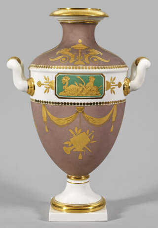 Monumentale Vase im neo-griechischen Stil - photo 1