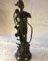 Статуэтка»Диана» нач.ХХ ст.  Статуэтка»Диана» нач.ХХ ст.