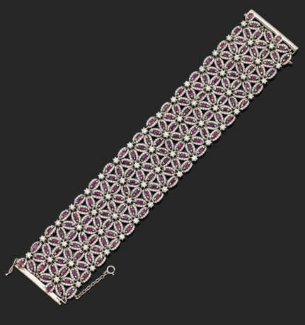 Glamouröses Manschetten-Armband mit Rubinen - photo 1