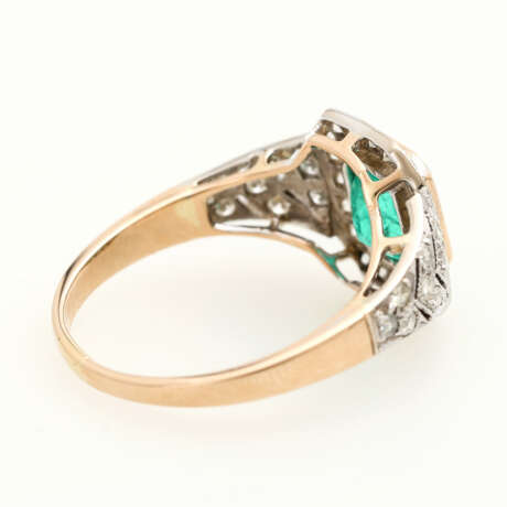 Eleganter Damenring mit Smaragd + Diamanten, - фото 3
