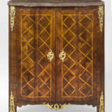 Louis XV-Eckschrank - photo 1