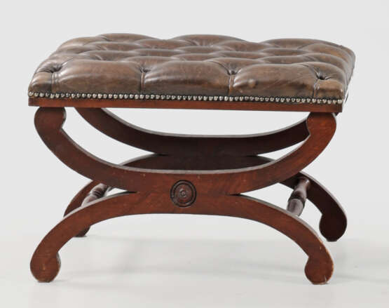 Chesterfield-Tabouret - photo 1